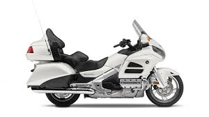 21ym honda gl1800 gold wing tour all lighting is led and the gold wing tour is equipped with dual led fog lights. Honda 2018 Goldwing 1800 Abs è»Šæ¬¾ä»‹ç´¹ Yahooå¥‡æ'©æ±½è»Šæ©Ÿè»Š