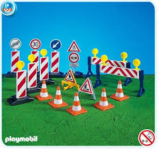 Playmobil Hits The Nail On The Head With Their Toys The Vertical Panel Delineators In The Left Hand Side Of The Picture Ar Panneau De Chantier Chantier Jouet