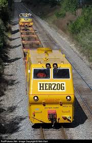 Hzgx 174 Herzog Railway Services Mpm Viii At Crest Hill Illinois By Nick Hart Train Tracks Train Railway