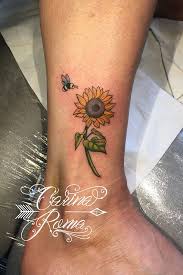 Sunflower Tattoo With Bee Custom Tattoo Sunflower Tattoo Shoulder Sunflower Tattoo Thigh