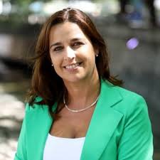 Marisa Carrillo (@marisagcarrillo)