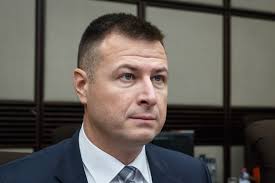 Ústavný súd je stále bližšie k patu. Voľbu ústavných sudcov sprevádza chaos 