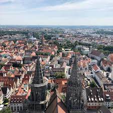 It lies on the left bank of the danube river at its junction with the iller and the blau, opposite the bavarian town of neu ulm. 5 Dinge Die Man In Ulm Unbedingt Mal Machen Sollte Sowasvonulm