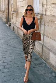 How To Style Animal Print 3 Easy Ways The Style Panorama Brunch Outfits Fall Leopard Skirt Outfit Brunch Outfit