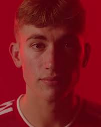 Daniel Edelman Re-Signs New Deal