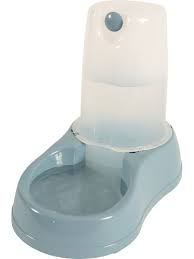 Les animaux domestiques peuvent trouver le distributeur d'eau même si vous éteignez les lumières la nuit. Distributeur Eau A D 1 5l Bac De Zolux Produit Pour Animaux Pas C