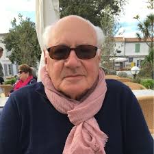 Yesterday was a lovely, although slightly bittersweet, celebration of my  business partner of 27 years, Alasdair Scobbie's retirement, with the Media  Contact Services (MCS) team, Colette Slack, Shona…