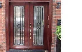 Dengan desain yang pas akan membuat sebuah pagar besi minimalis menjadi tampak indah. Contoh Pintu Tepas Besi 50 Model Harga Pintu Garasi Minimalis Terbaru Lipat Contoh Pintu Tepas Besi Ide 40 Contoh Pintu Lipat Images Images