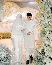 Semoga kita semua tergolong dlm kalangan orang2 sedemikian. Neelofa Awarded Tokoh Sayyidatina Juwairiyah By State Of Kelantan Thehive Asia
