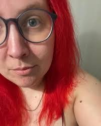 Kelly Koza's Instagram, Twitter & Facebook