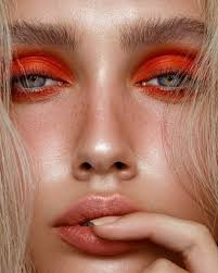 Natural Glam Makeup Ideas to Make an Impression