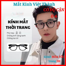 Gọng kính nhựa dáng vuông bầu phù hợp mọi gương mặt Mắt Kính Việt Thành