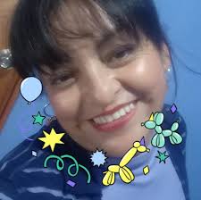 Duerman con sus hijos, abrácense mientras puedes bajo las mantas, no tengan  miedo a esa adicción. Los hijos son pequeños sólo una vez, luego cuando  sean grandes buscarán su camino y sus