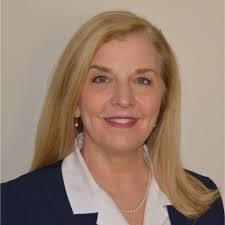 Kristin Lyle's Instagram, Twitter & Facebook