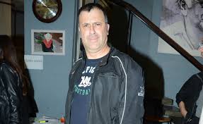 בזמן שהותם בבית, מצולמים ומוקלטים. Nz1p7h9ulcx8km