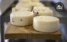 Check spelling or type a new query. 5 Buoni Motivi Per Mangiare Il Formaggio Pecorino E Caprino