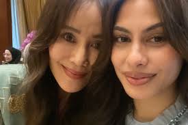 Ina Thomasjt Thomas (@inathomas) • Instagram photos and videos