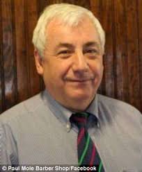 Barber who cut Trump's hair for 30 years says the mogul's real estate  advice saved his shop