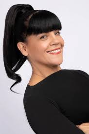 Neesha Patel's Instagram, Twitter & Facebook