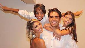 O casal curte férias em fernando de noronha. Carol Dias Diz Nao Se Relacionar Com Ex De Kaka E Revela Dificuldades De Lidar Com Enteados Famosos Extra Online