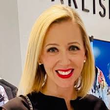 Tara Giuliano's Instagram, Twitter & Facebook