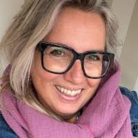 800+ "Zanier" profiles