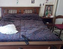 Camera da letto con letto, comò e 2 comodini. Regalo Camera Da Letto Marano Di Napoli