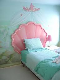 40 Cute And Beautiful Mermaid Themes Bedroom Ideas For Your Children Trendehouse In 2020 Little Mermaid Bedroom Princess Bedroom Set Disney Princess Bedroom
