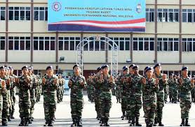 Beliau bertugas sebagai seorang pensyarah dalam kursus hubungan etnik di jabatan kenegaraan. Mtkk Upnm Mtkk Upnm Twitter