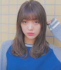 2020年最新 面長 ミディアムの小顔見せスタイルカタログ７選 hair セミロング パーマ 前髪 スタイル ミディアムヘア