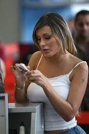 Her birthday, what she did before fame, her family life, fun trivia facts, popularity rankings, and more. Even Andressa Urach Gets A Bit Tired 9gag