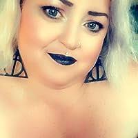 Alyson Castle's Instagram, Twitter & Facebook