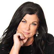 Robyn Woodson's Instagram, Twitter & Facebook