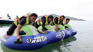 Aktiviti yang memang wajib korang buat bila sampai di pangkor iaitu snorkeling dan pusing pulau. Sebab Mengapa Harus Anda Mencuba Aktiviti Air Di Pulau Pangkor Bersam Sf Watersports Dboystudio