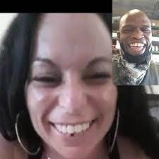 Beth Leslie's Instagram, Twitter & Facebook