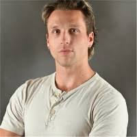 1800+ "Corps" profiles