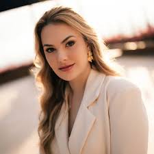 Amanda Castilho (@amandacastilho1) • Instagram photos and videos