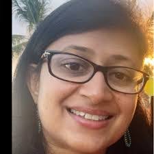 Karin Brown's Instagram, Twitter & Facebook