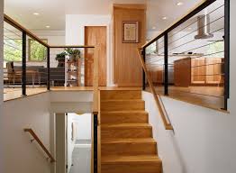 We're a family of 5 kids and 2 adults and we use the front door as our main entrance. Krikor Architecture