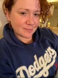 Anne Halstead's Instagram, Twitter & Facebook