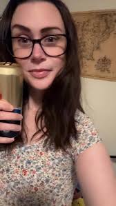 Beer and a trip to middle earth this evening. Will try to watch all three  films in a row. Been a while since last time 😂 Sorry about my shitty  english 🇸🇪