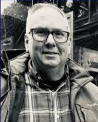 Richard Garrett's Instagram, Twitter & Facebook