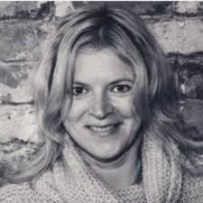 Claire Benson's Instagram, Twitter & Facebook