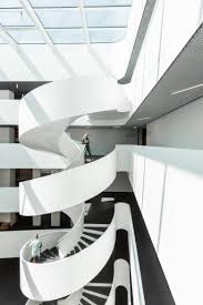 Sako Chater Escalier Gouvernement Design