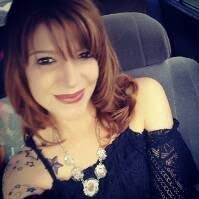 Shana Todd's Instagram, Twitter & Facebook