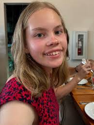 Lenore Williamson's Instagram, Twitter & Facebook