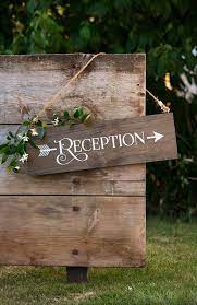 688feec645f1e581b4c8199b02922025 Jpg 570 877 Rustic Receptions Rustic Wedding Decor Wedding Reception Flowers