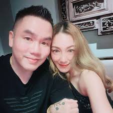 表妹开箱》究竟什么那么好吃？