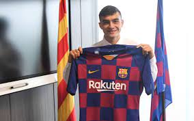 Blondie you are on fire!. Pedri We Even Have Barca Plates At Home