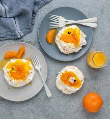 Gold Brands Mini Pavlovas With Clemengold Curd Honey Cream